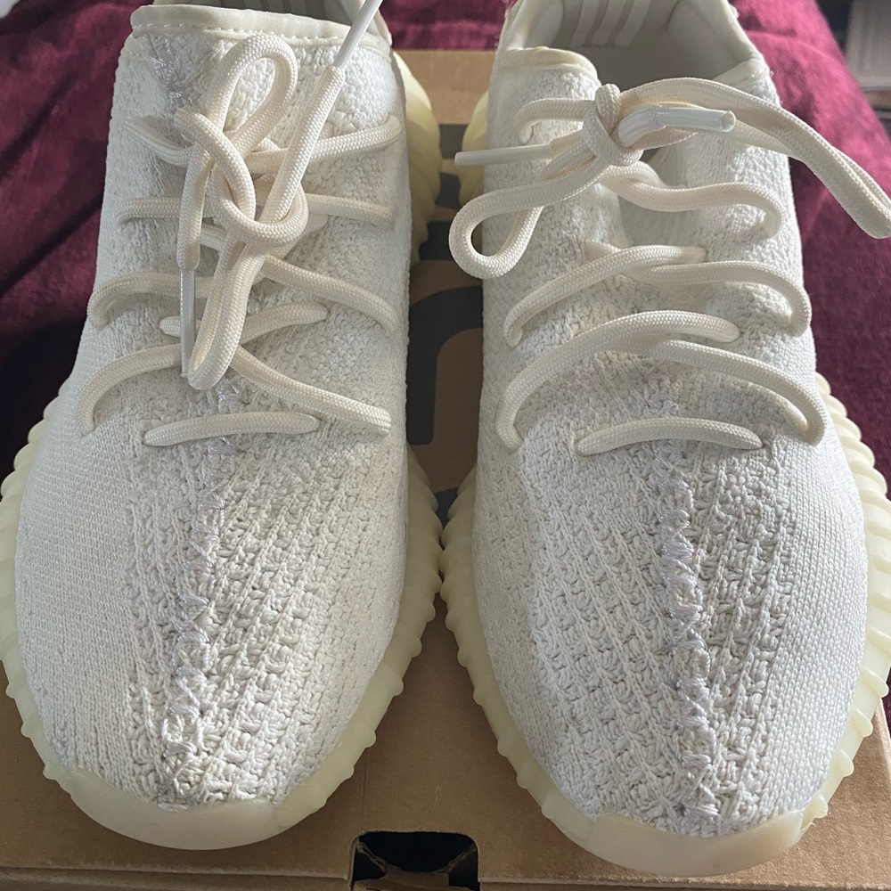 Yeezy Boost 350 V2 Cream White/Triple White Size US 7